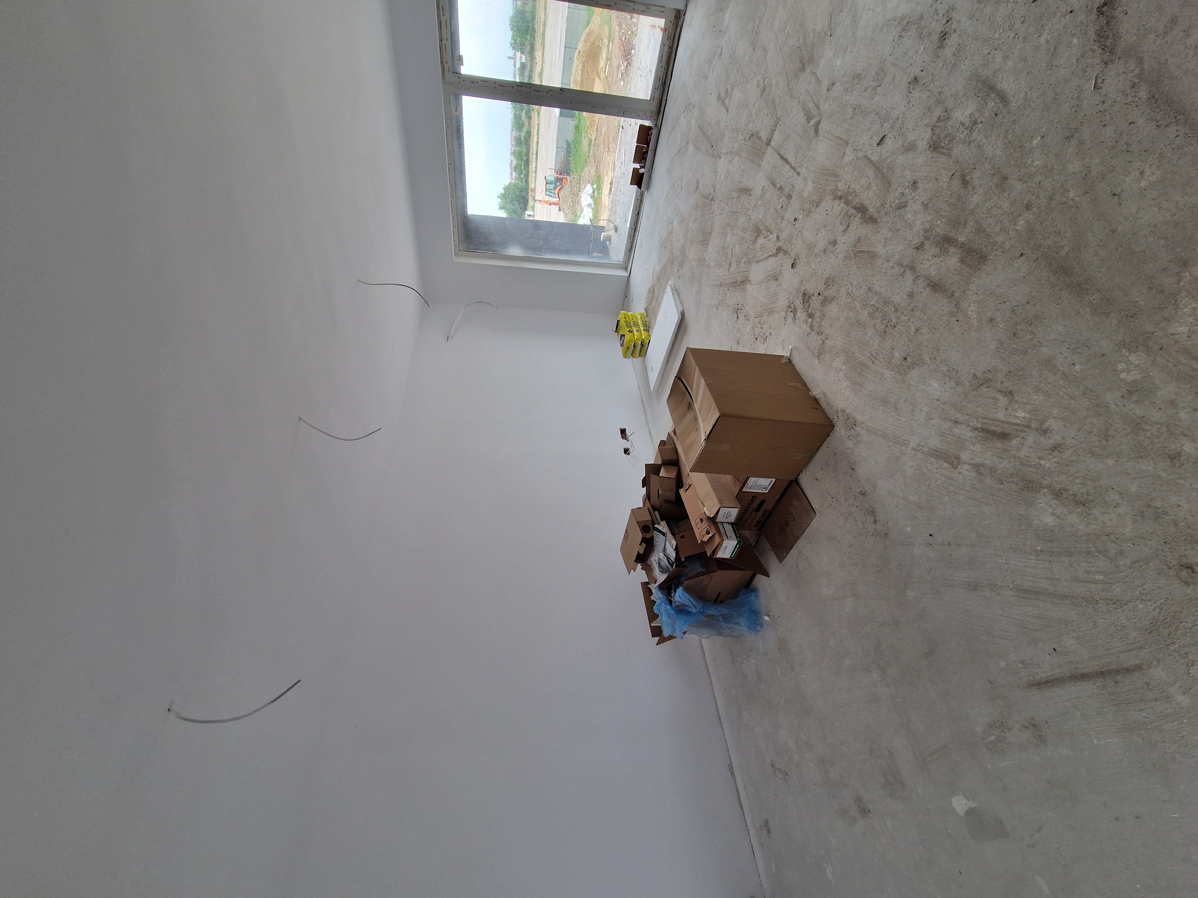 Înainte — Apartament cu open space și nișă de dormit