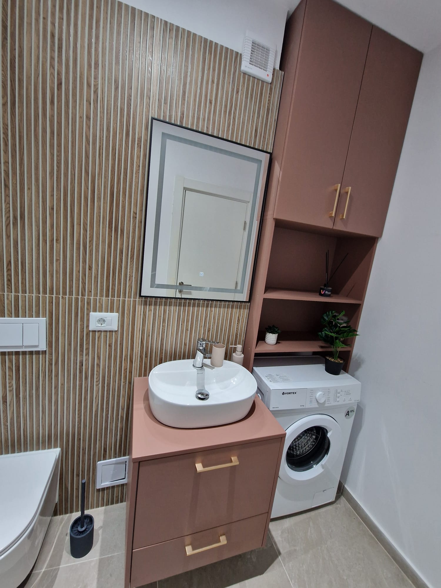După — Apartament cu open space și nișă de dormit